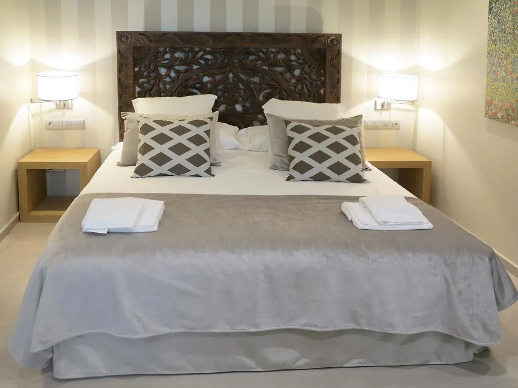 Serennia Exclusive Rooms Barcelona Bed & Breakfast