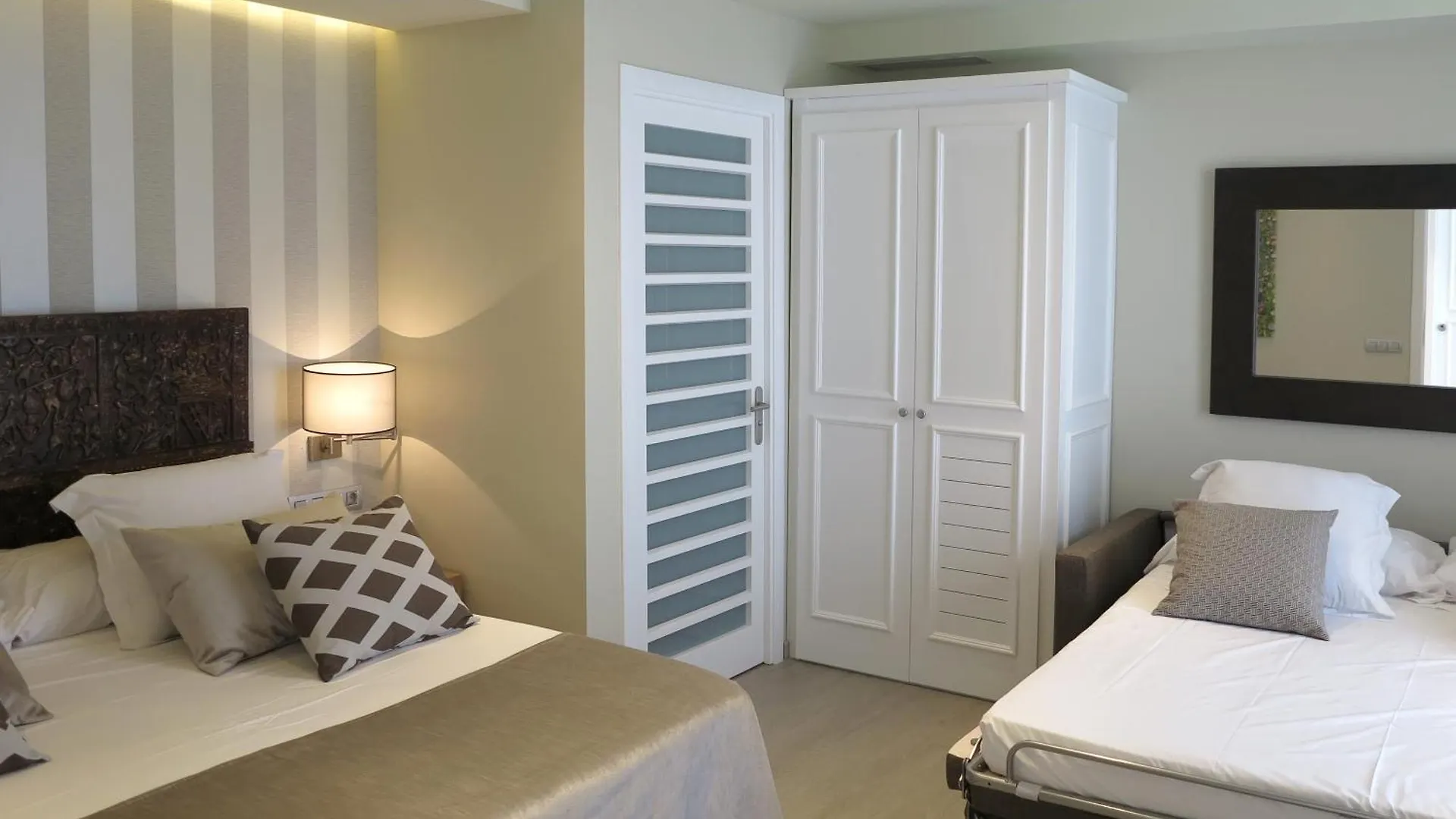 Bed & Breakfast Serennia Exclusive Rooms Barcelona
