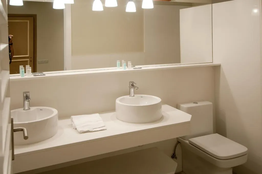 Alojamento de Acomodação e Pequeno-almoço Serennia Exclusive Rooms Barcelona