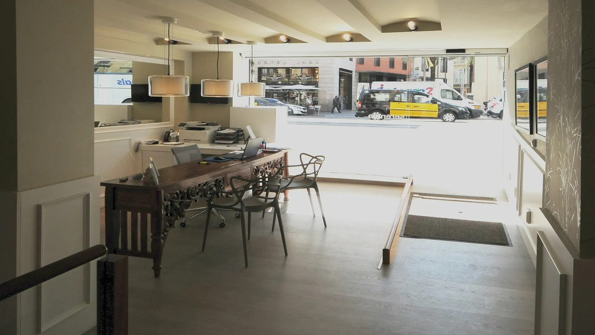 Serennia Exclusive Rooms Barcelona Bed & Breakfast