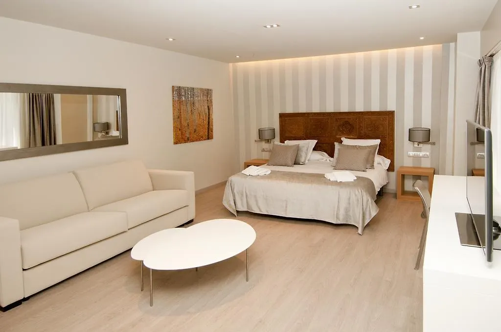 Serennia Exclusive Rooms Barcelona Bed & Breakfast